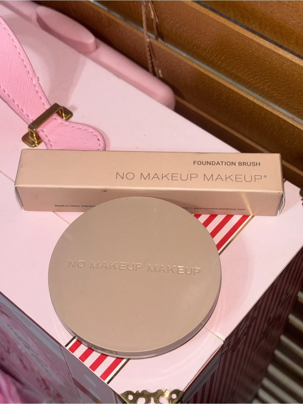 No Makeup Makeup Foundation + Brush Duo
